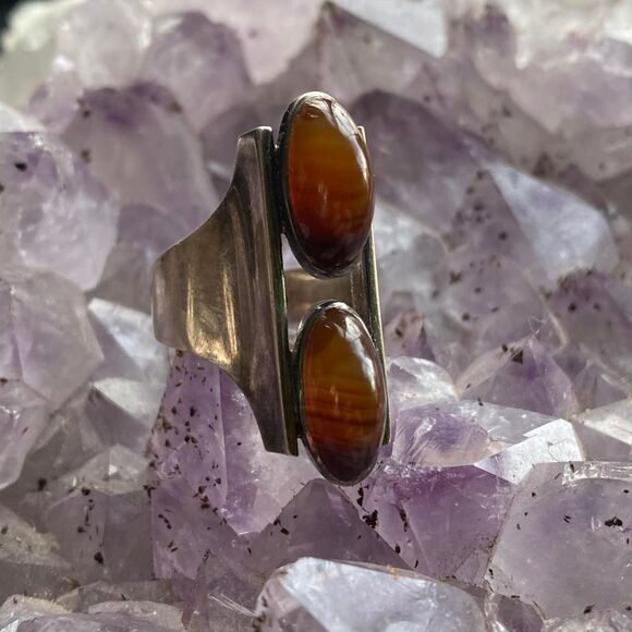 M.I.F.G. Jewelry - Vintage Sterling Silver Tiger's Eye double stone thick Ring. Signed M.F.I.G. 6
